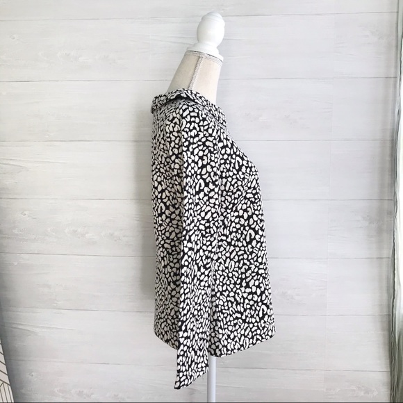 {Talbots} Folded collar wide neck top, MP - Picture 3 of 6